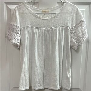 Cupio White Lace Sleeve Blouse